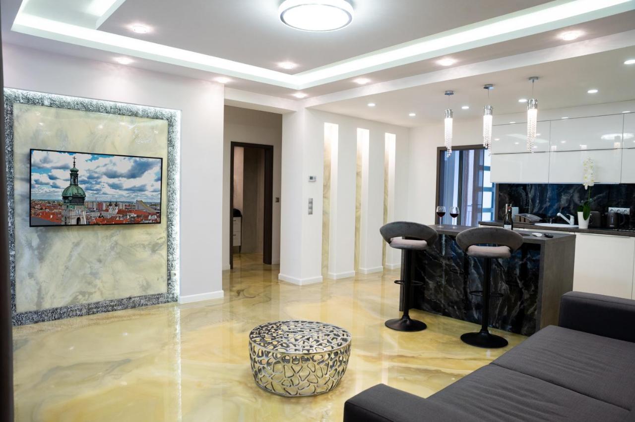 Dream Apartman 3 With Free Parking Дьор Екстериор снимка